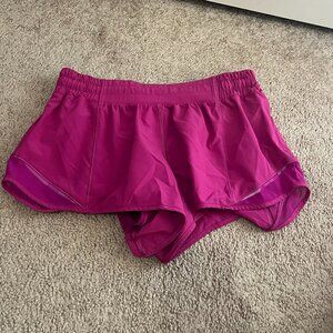 Lululemon Hotty Hot Low- Rise Lined Short 2.5"